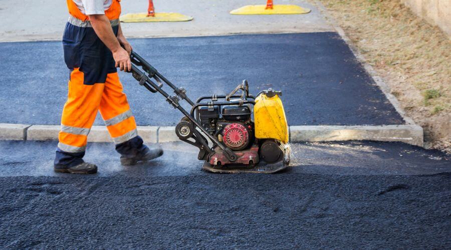 Professional gutter cleaning in Prichard, WV